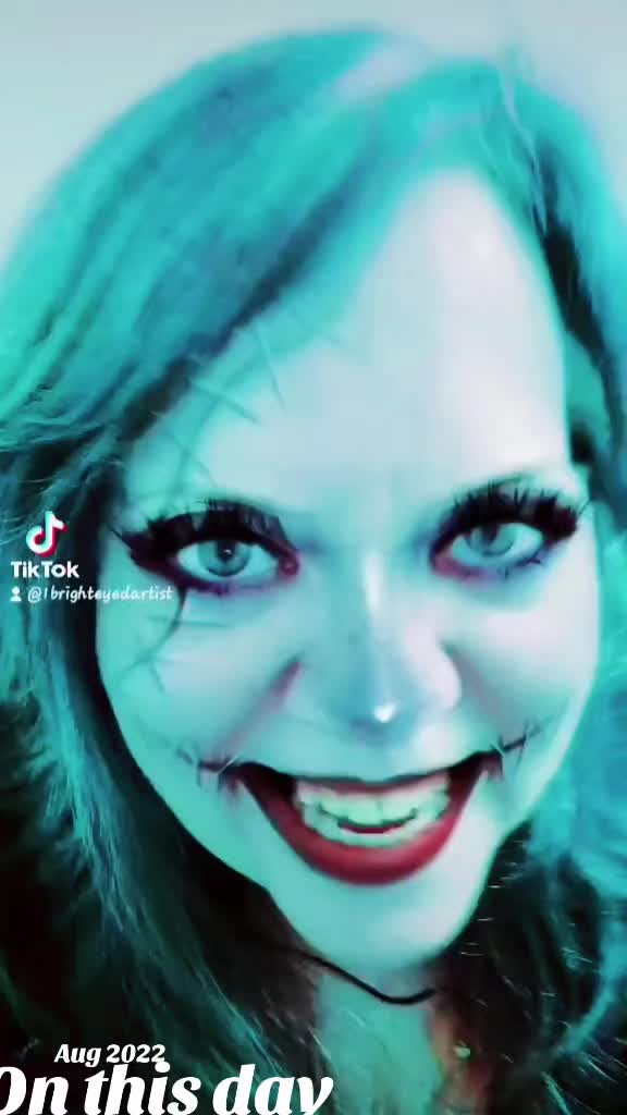 @Brighteyedartist