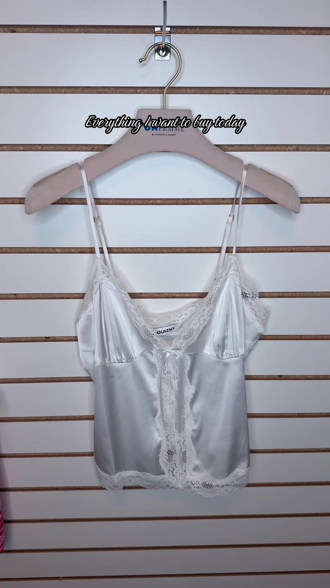 @OnFemme by Lindsey’s Kloset