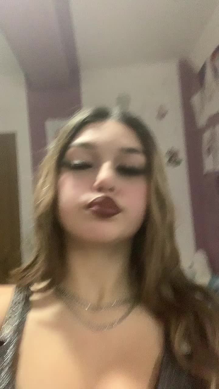 @🙇🏼♀️🎀
