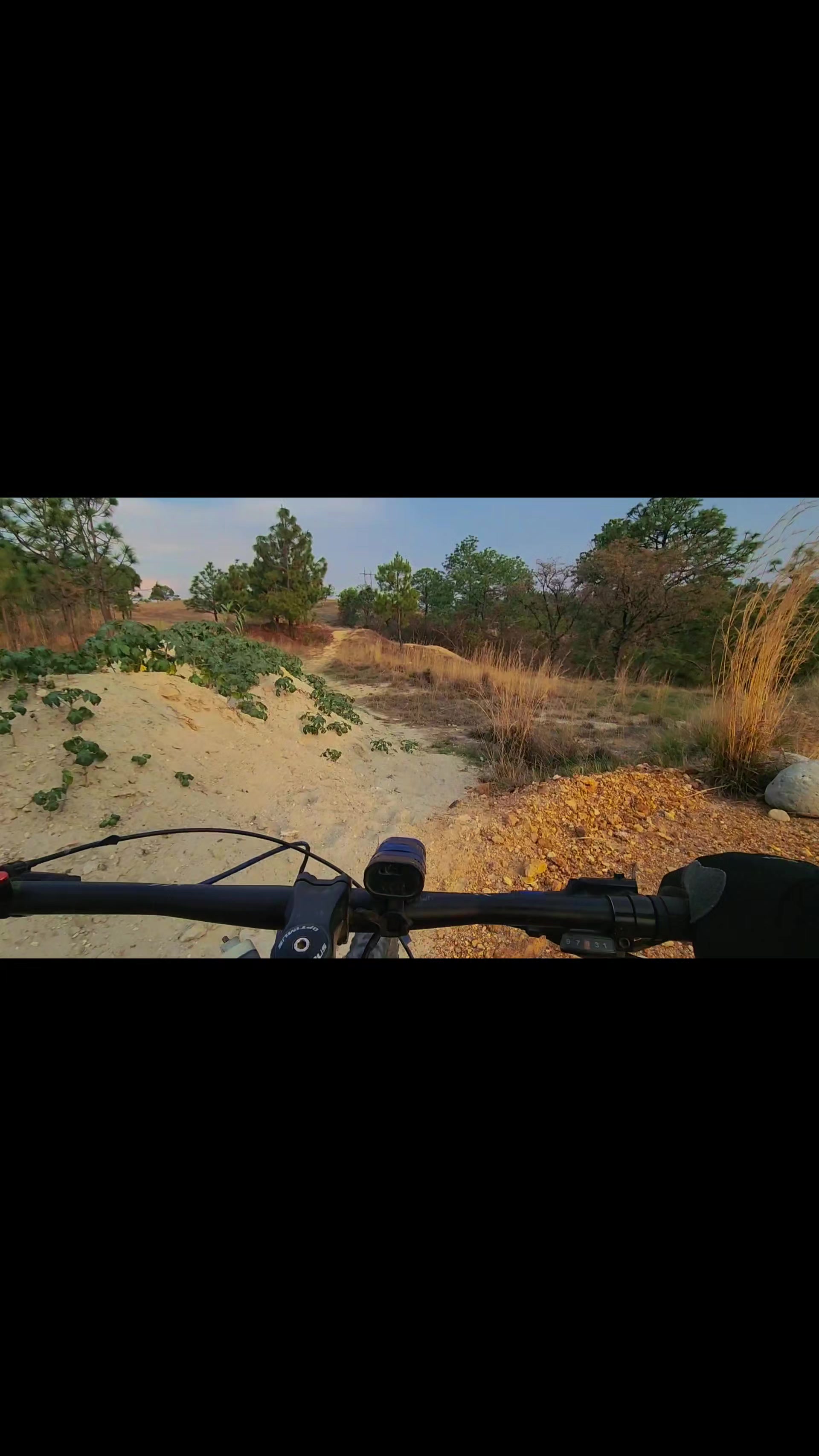 @El chico🫠misterioso??🚲