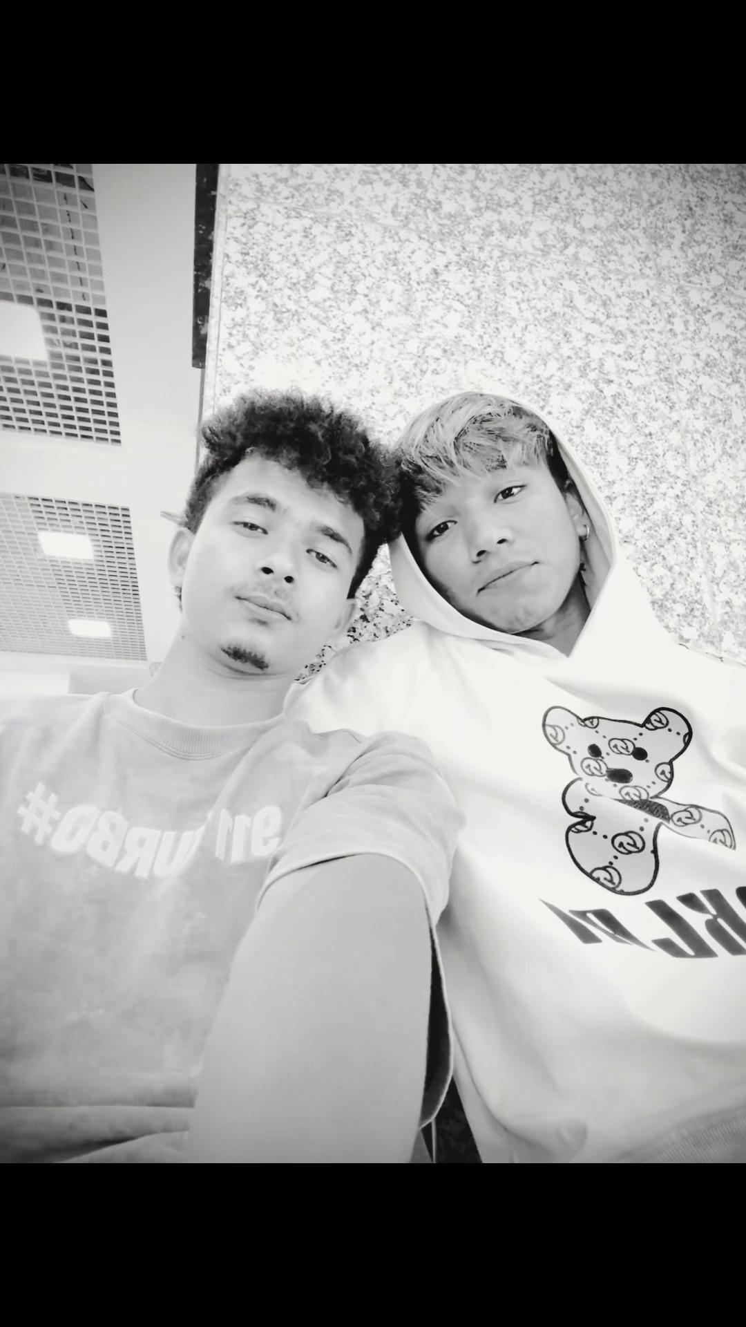 @  Ł    &Oslash;    &Scaron;    Ť 🖤  