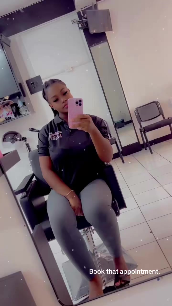 @_boujeesimone