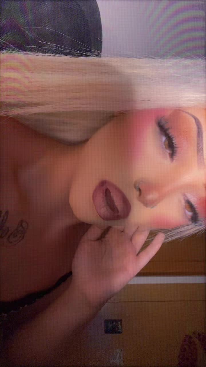 @𝓐𝓲𝓷𝓱𝓸𝓪🎀