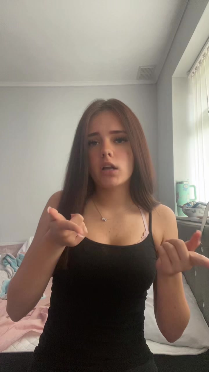 @Sophia
