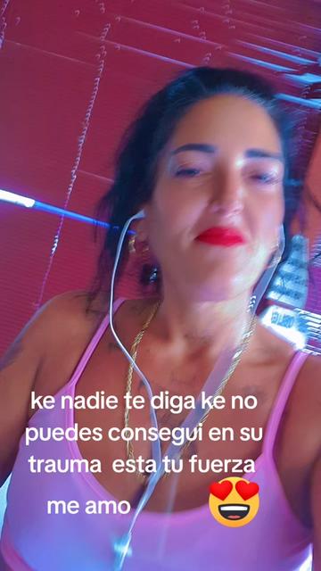 @ana cabello