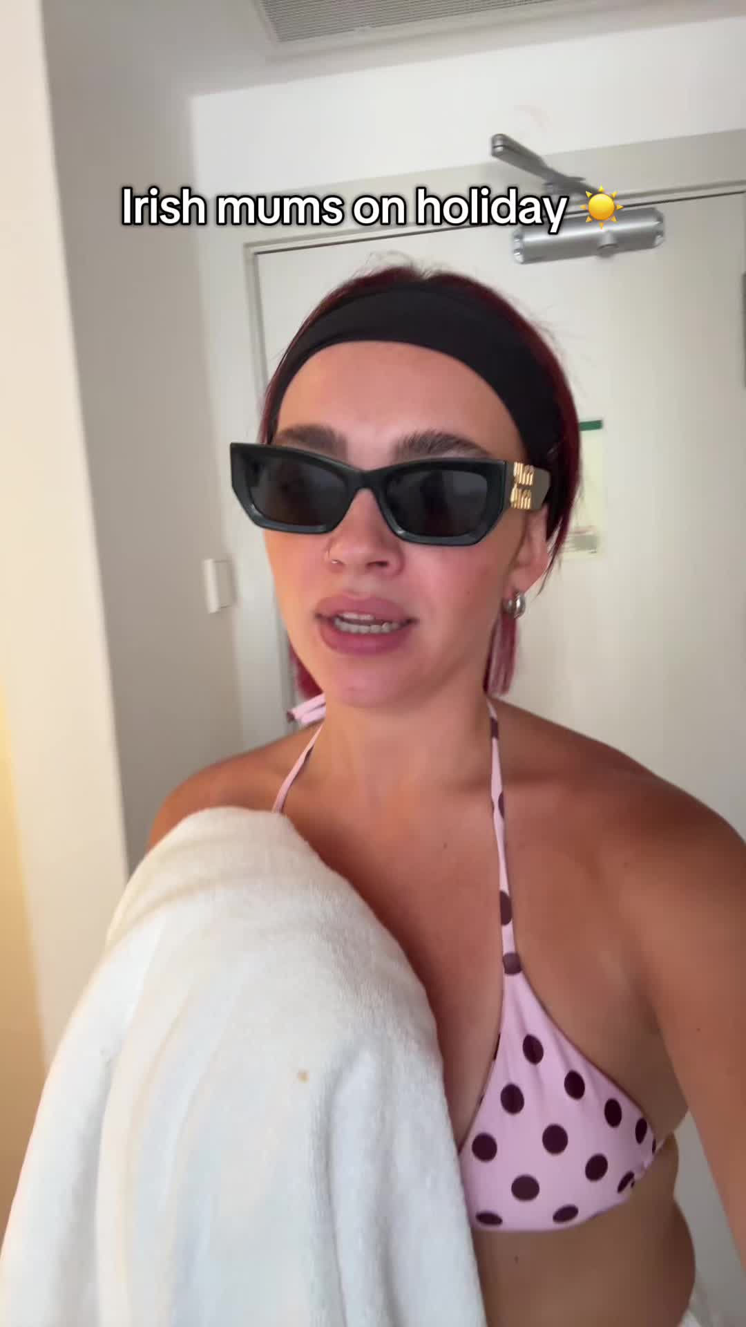 @MiriamMullins_