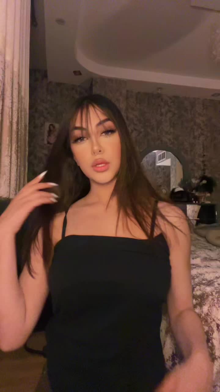 @heliiawi._
