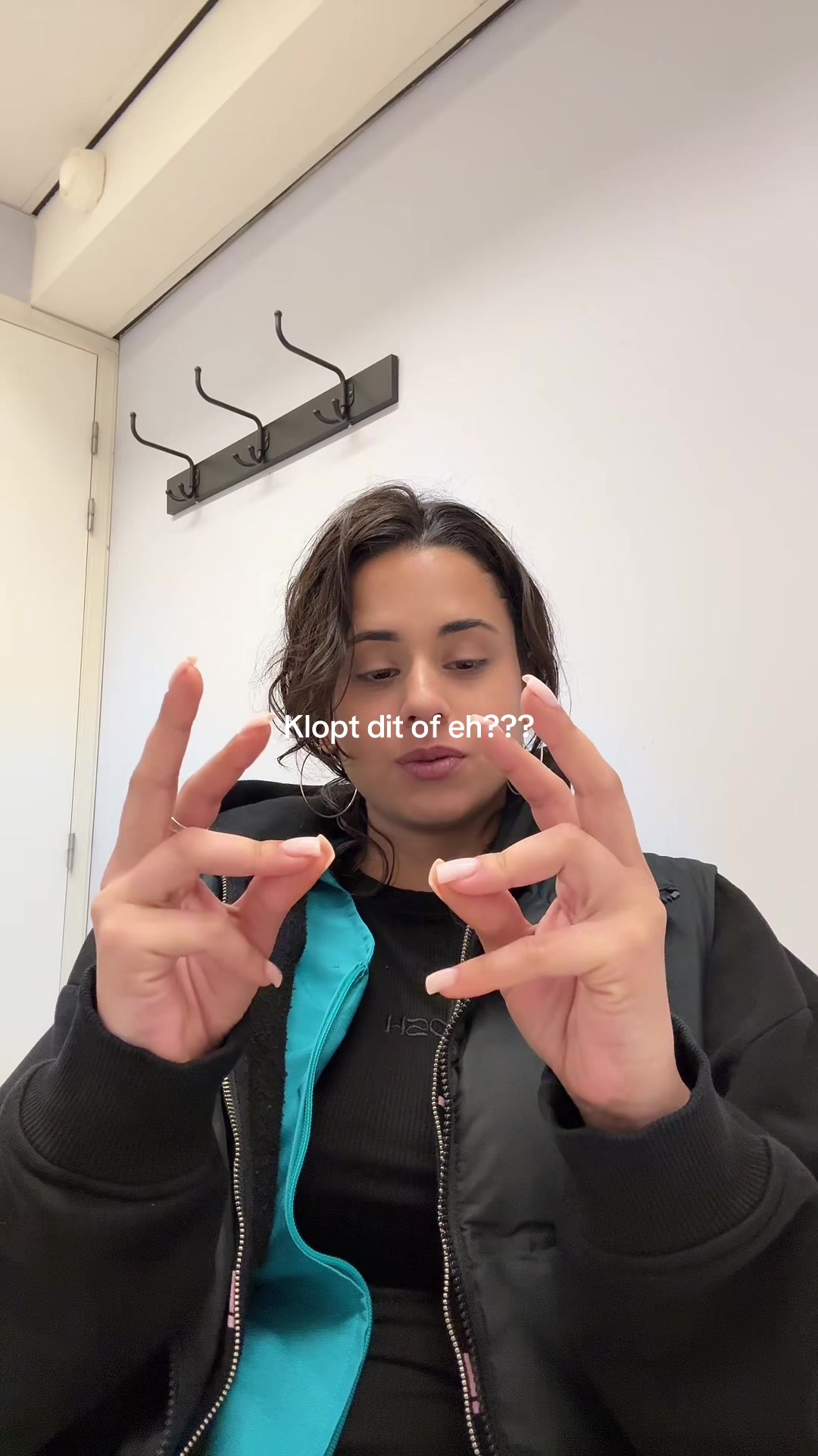 @Vallenttinaah_