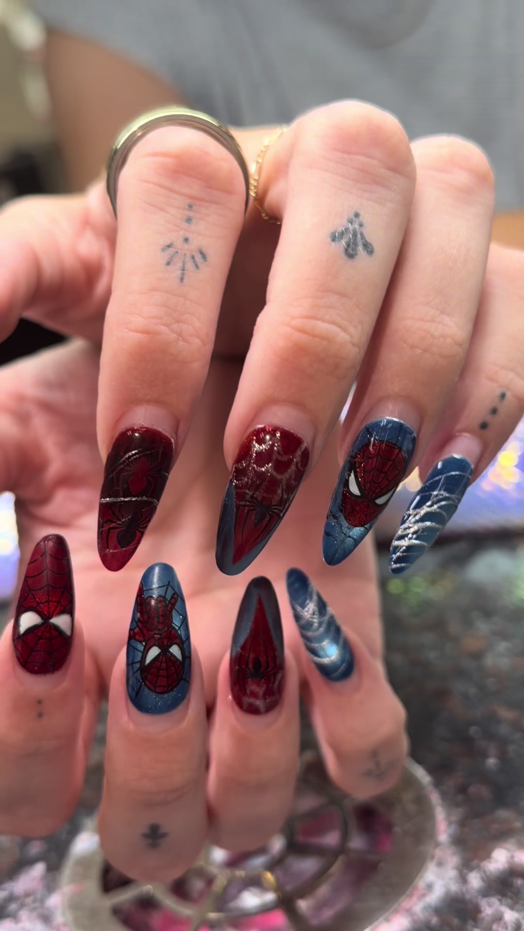 @Riya's Nails