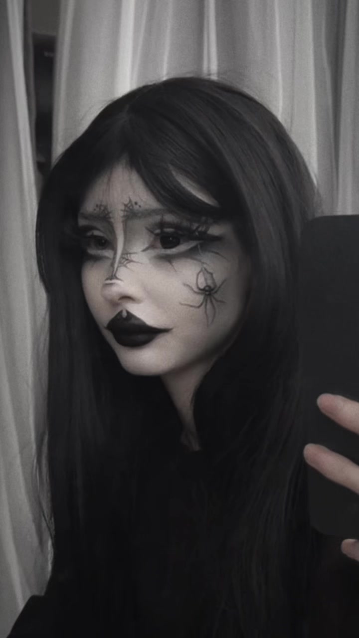 @batgorl69