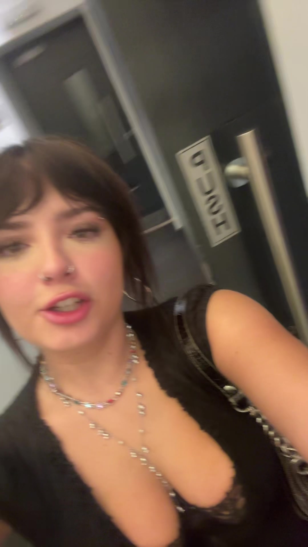 @elzz