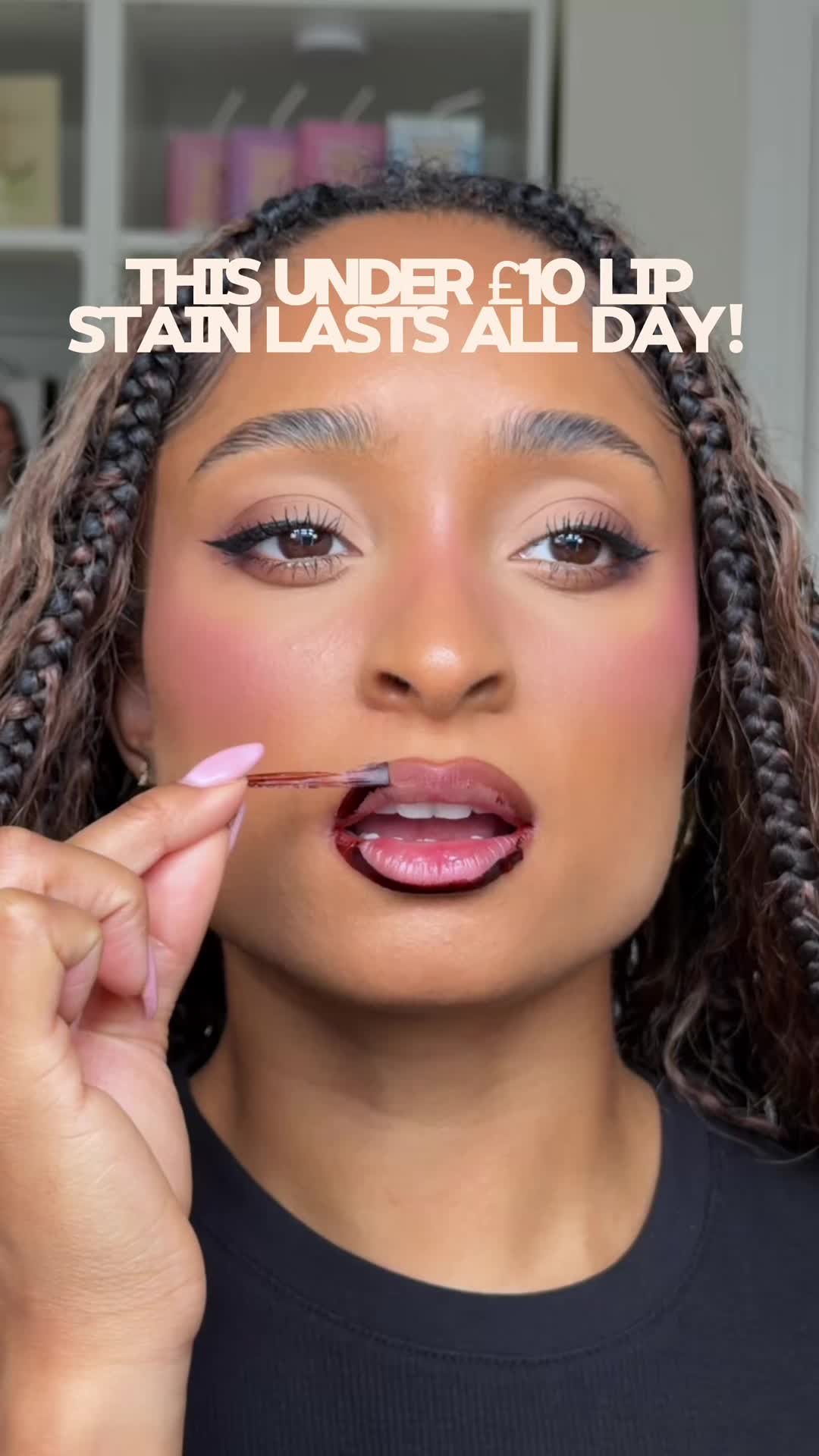 @Leila Nikea
