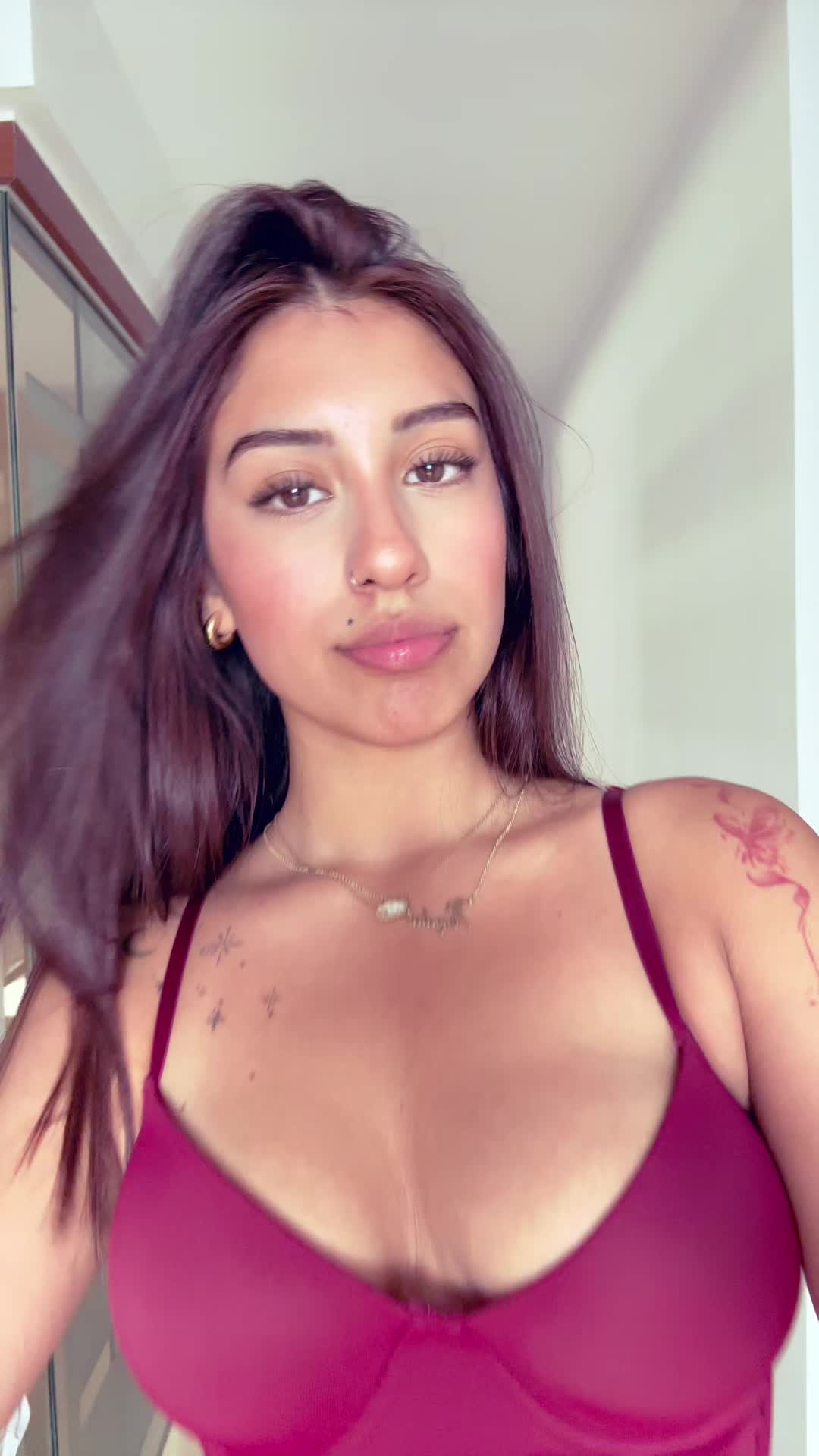 @laanyiyi ✨