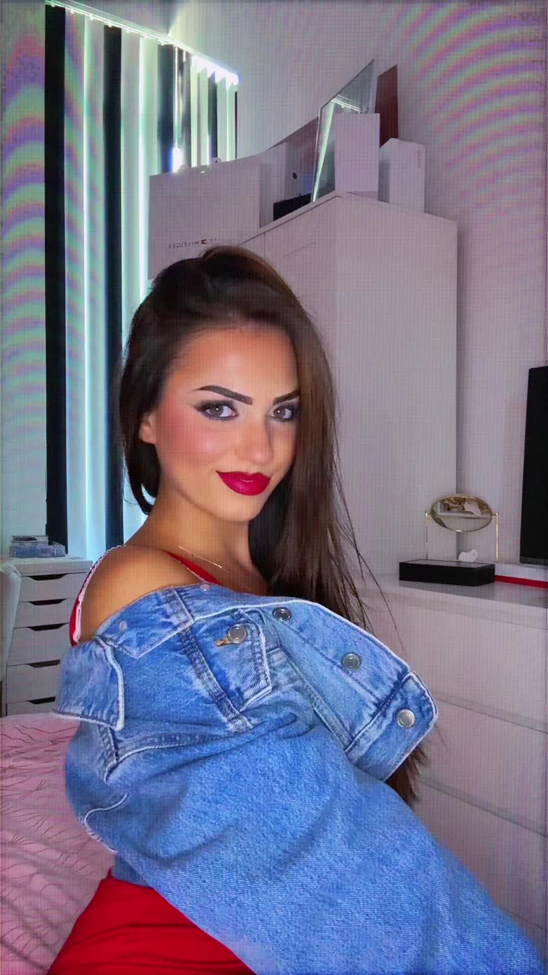@𝒜𝓁𝒾𝓈𝓈𝒶 🌹