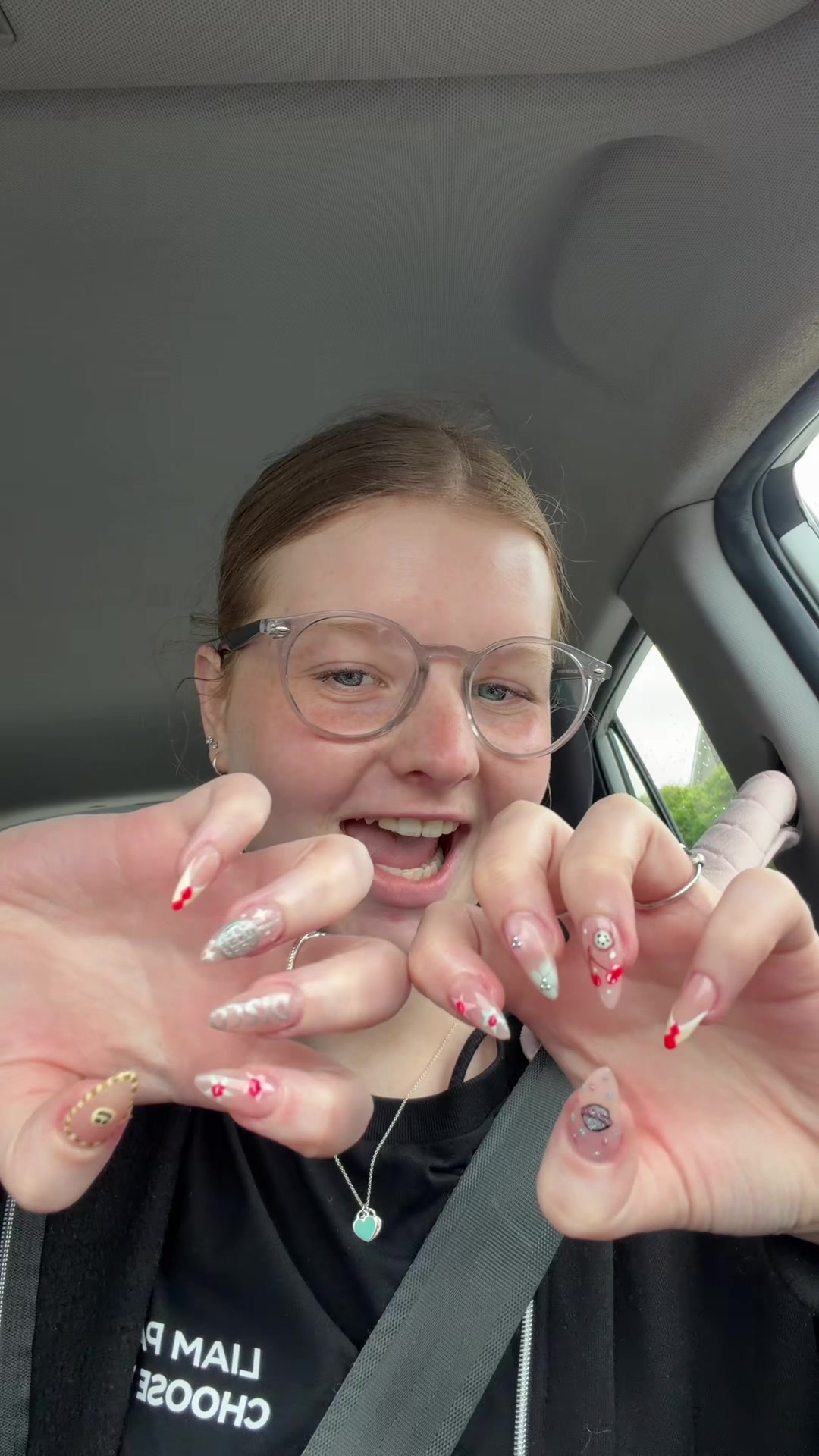 @Carrie 🧸🪩