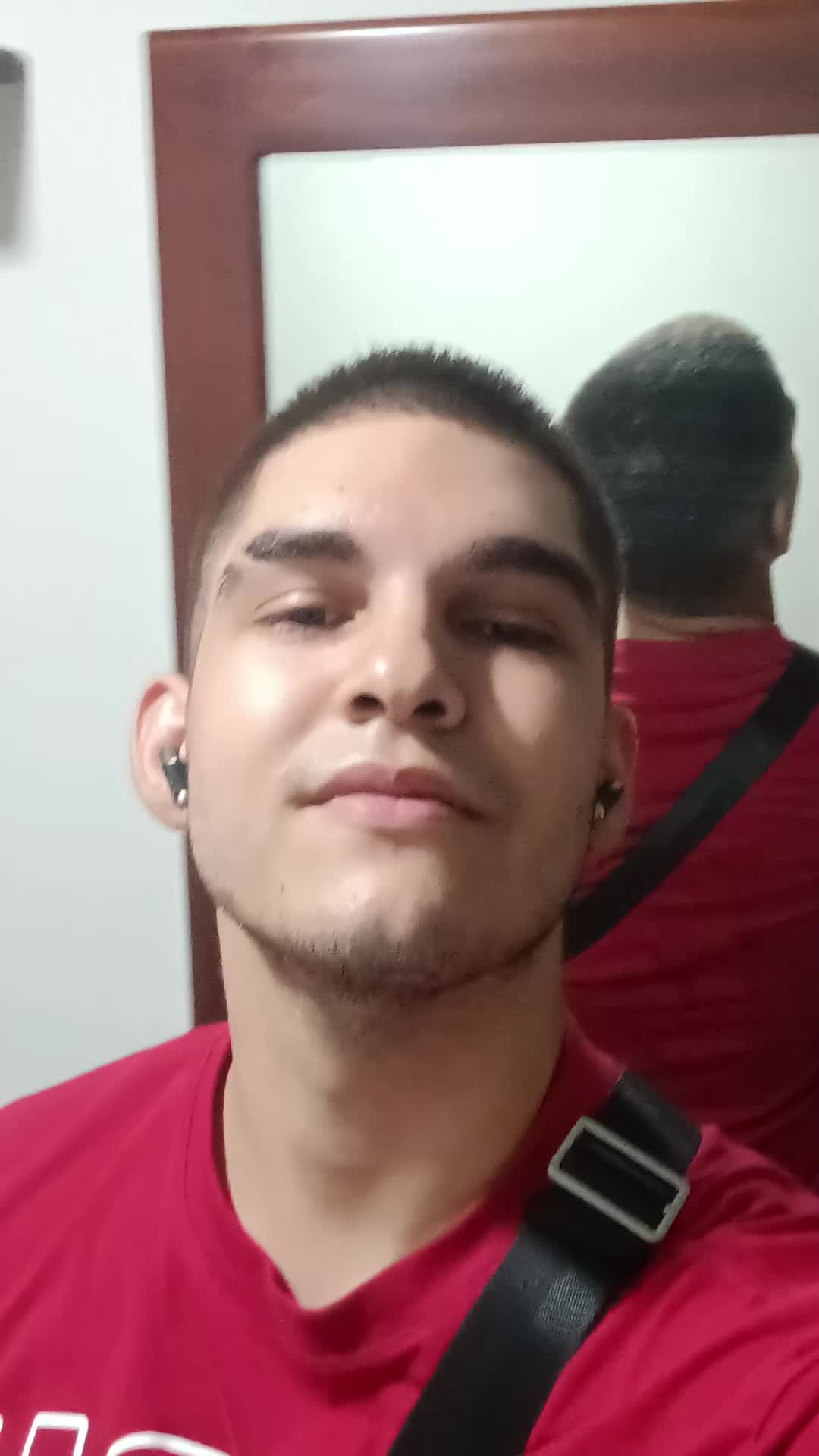 @👻