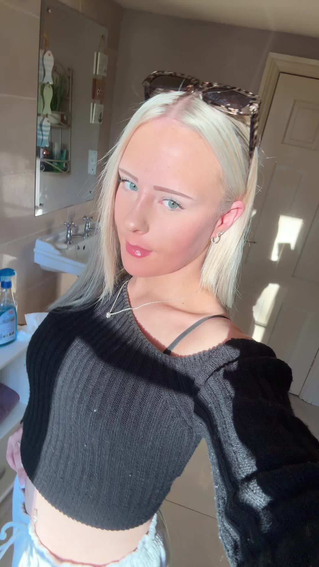 @𝐥𝐢𝐯❦