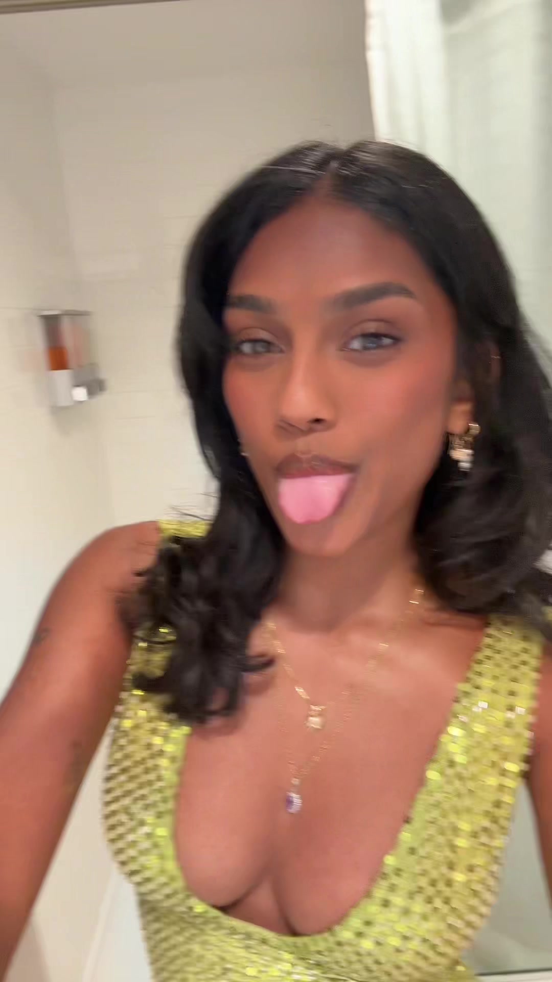 @reshmi