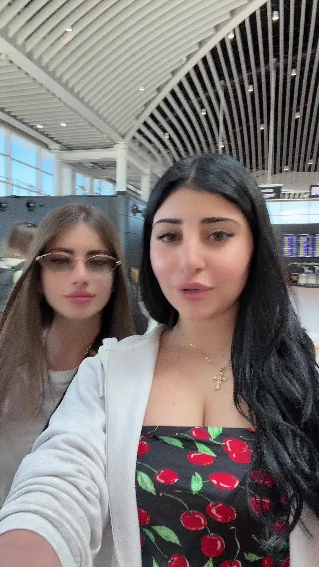@♕