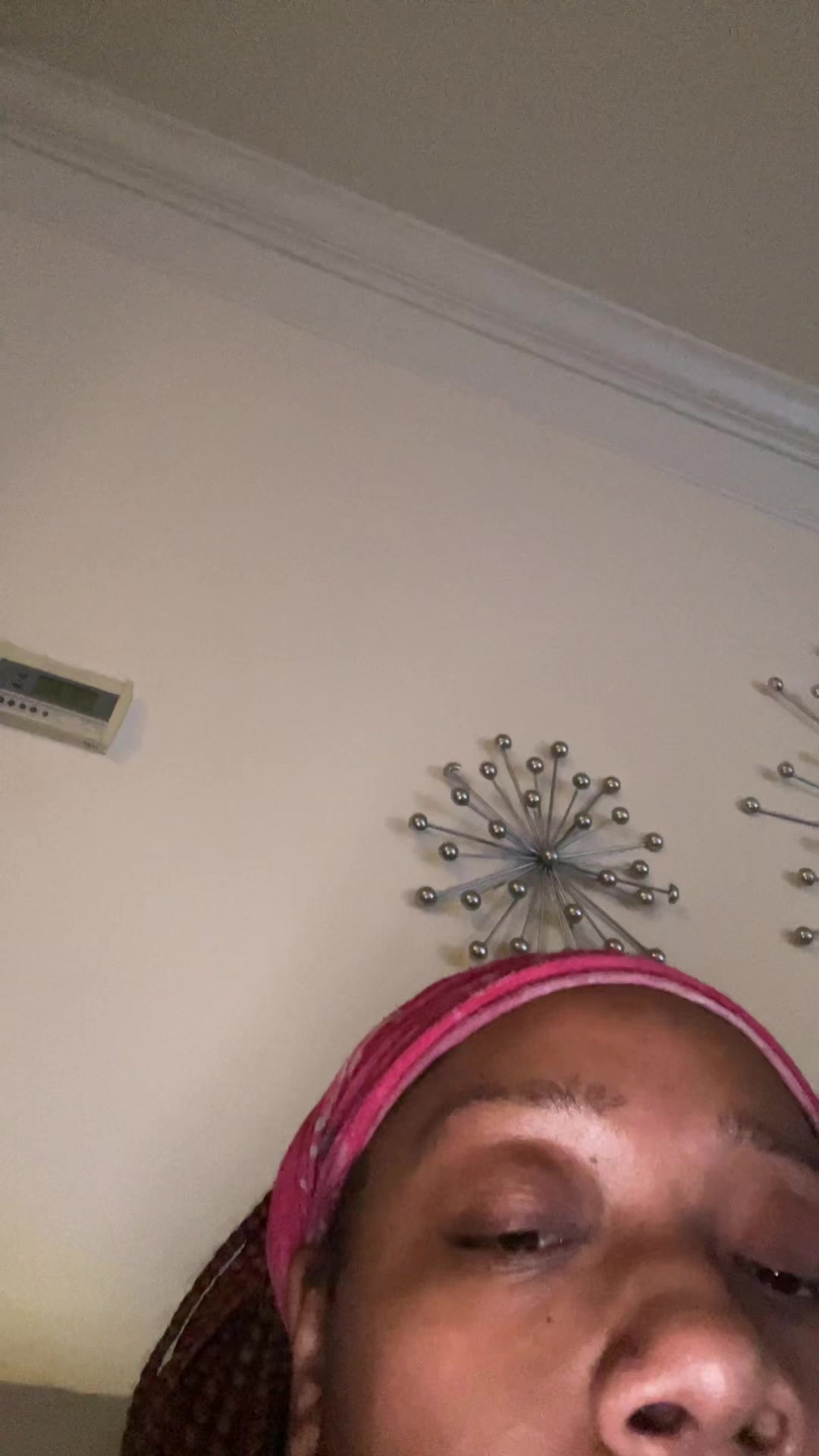@Dee_nuggss