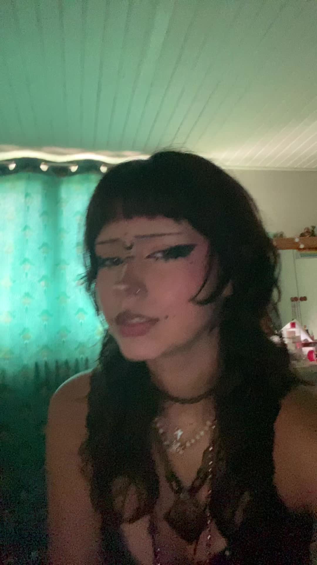 @★
