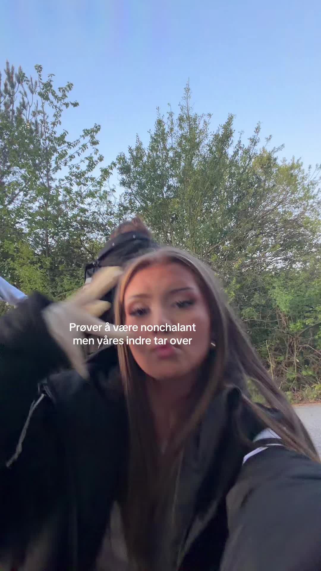 @VICTORIA GUNDERSEN