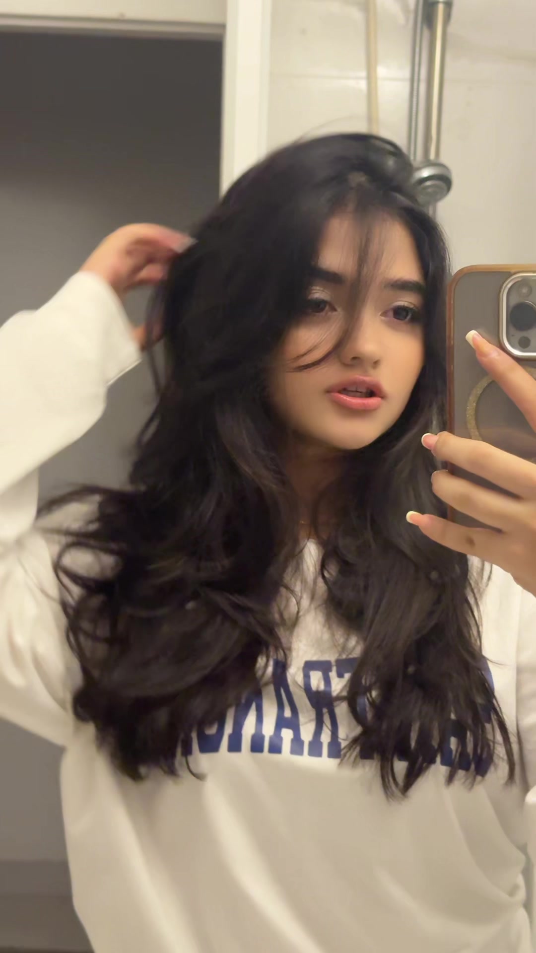 @Maria🧞♀️