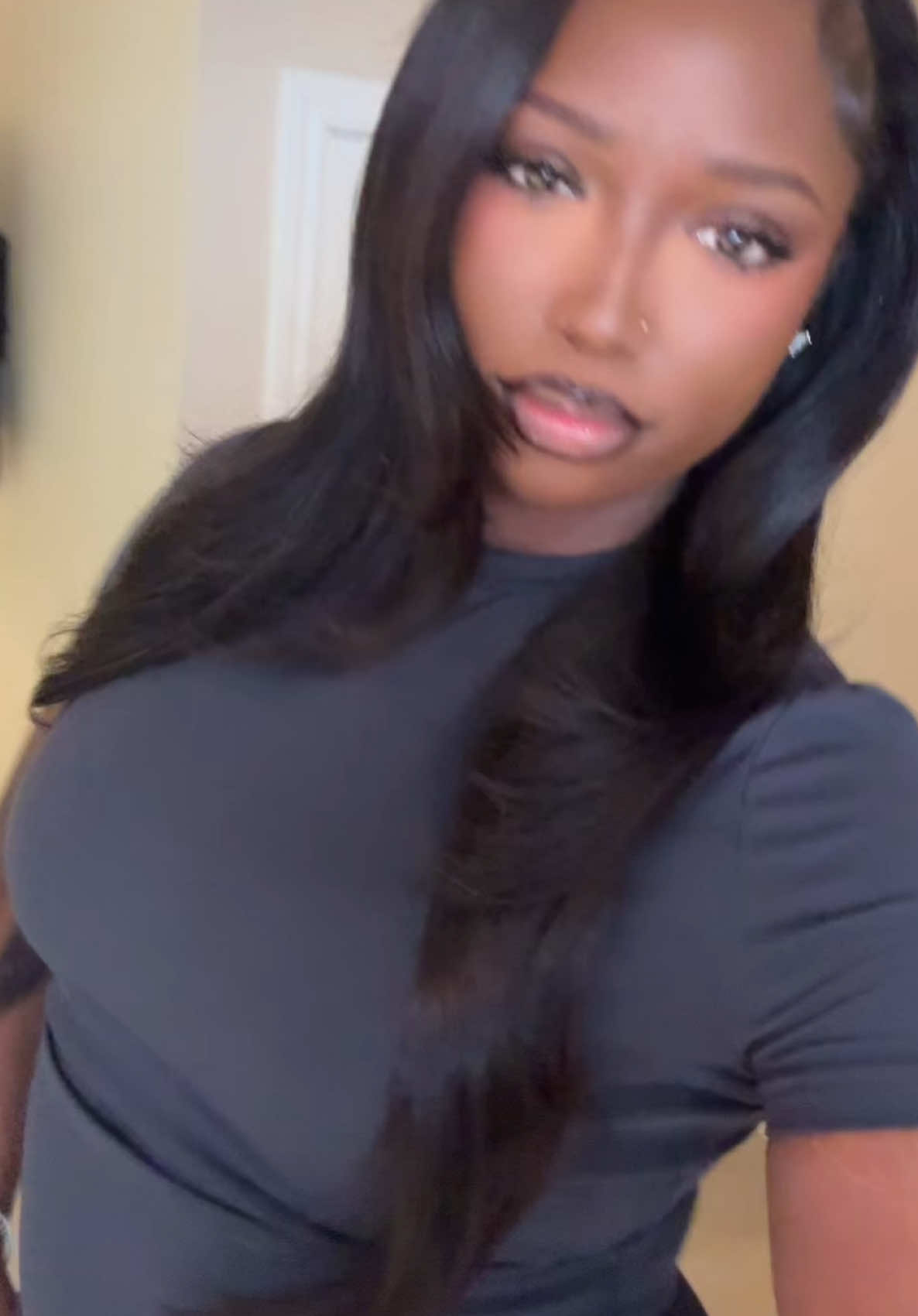 @AMINATA