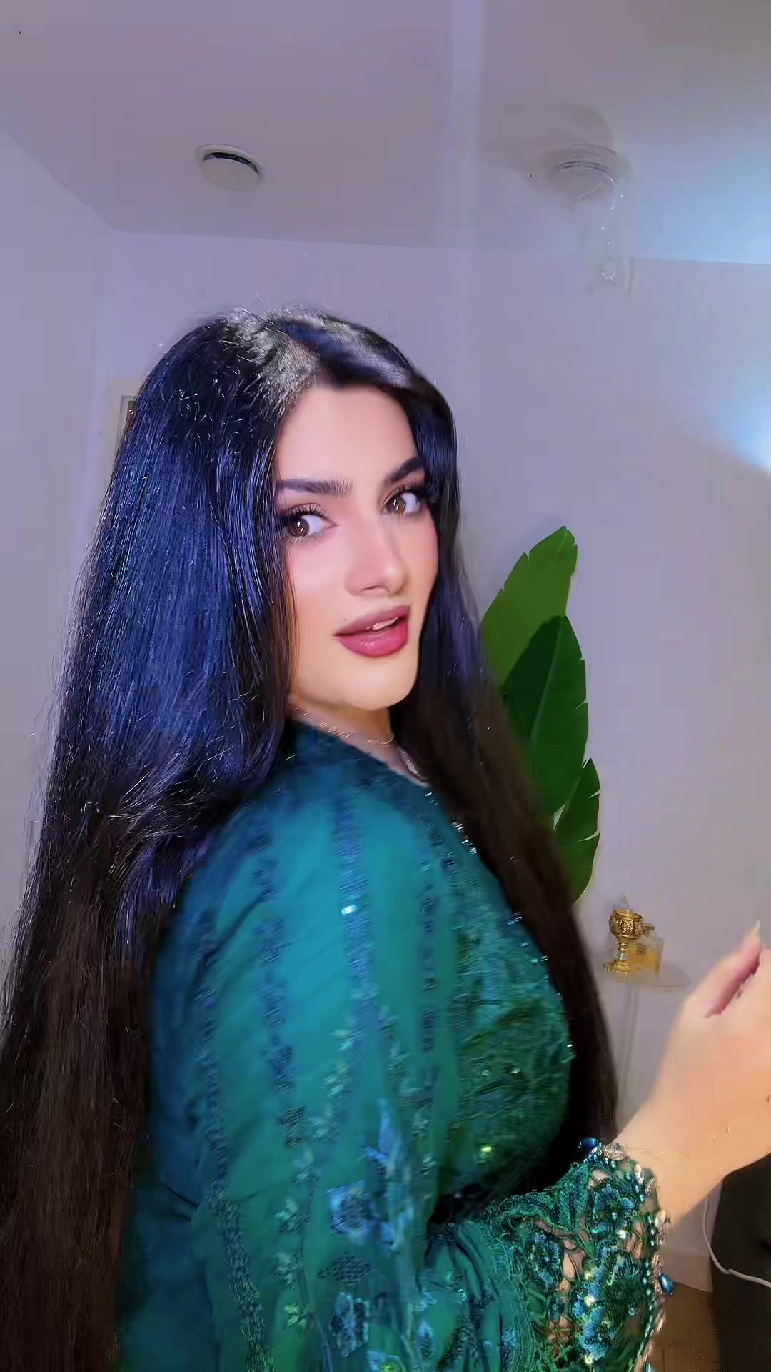 @Amna Yaqoob