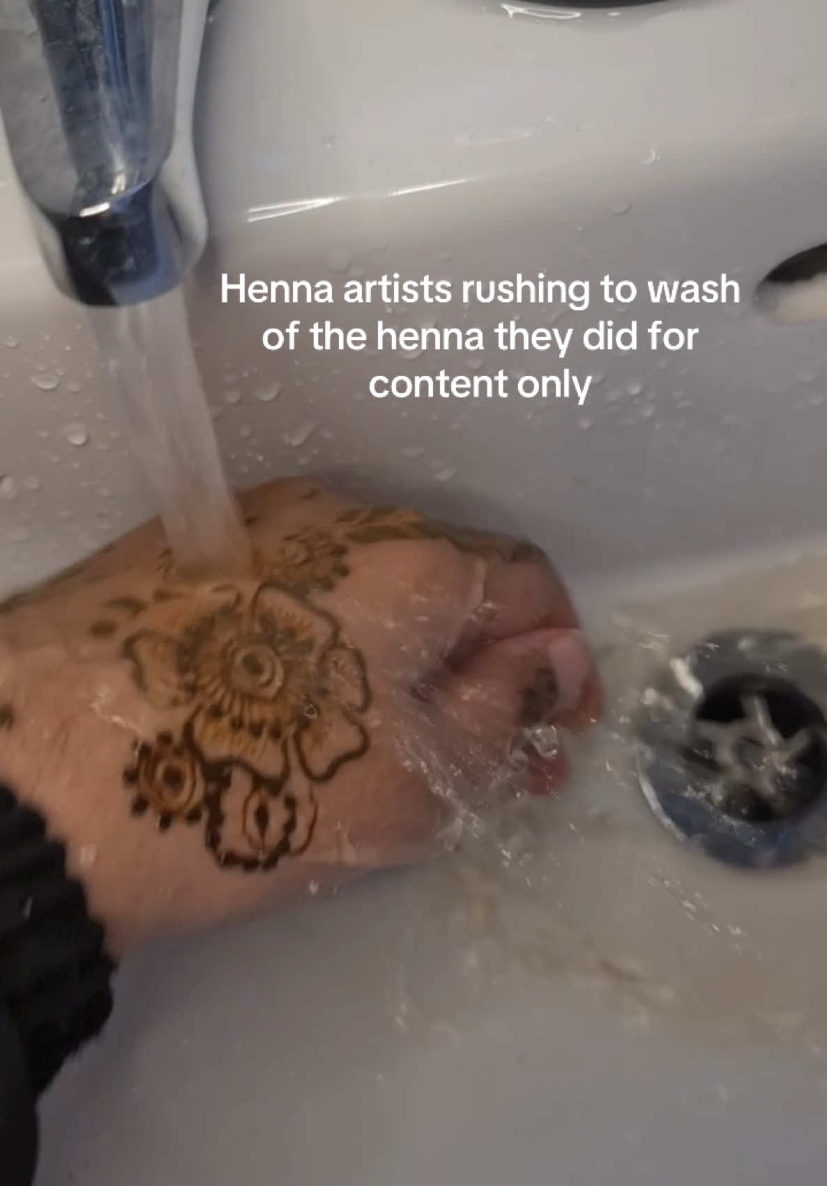 @✨Hennabyrida✨