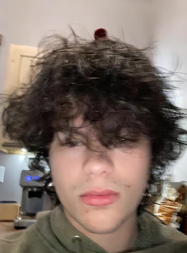 @￶