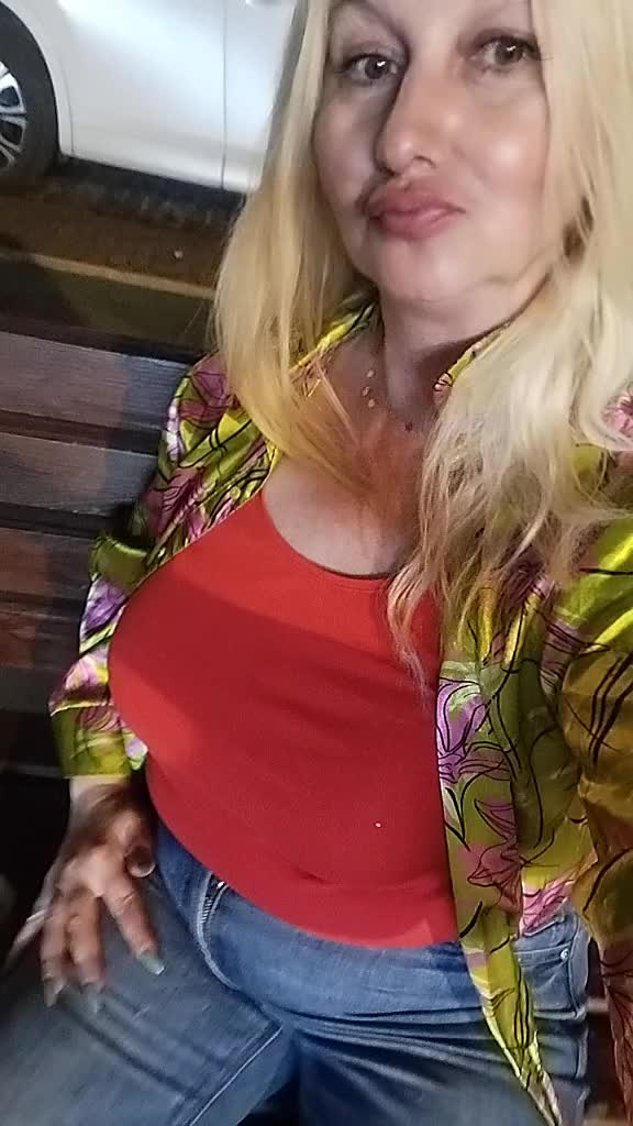 @Maria