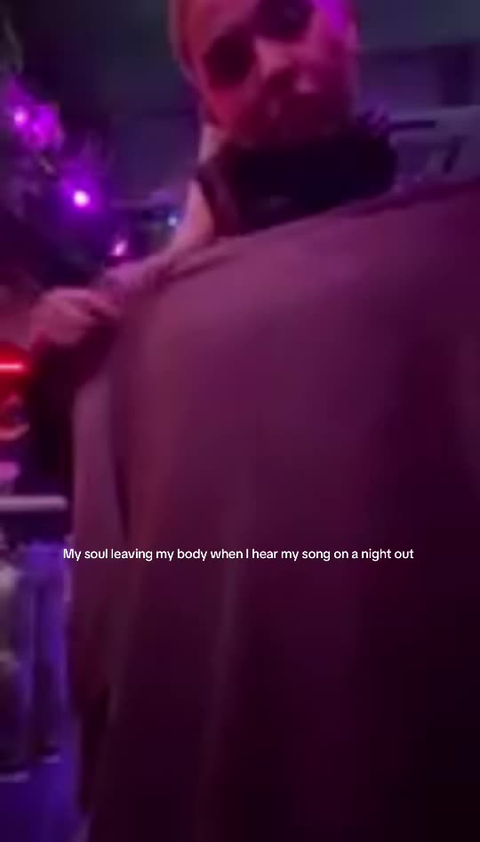 @E V A
