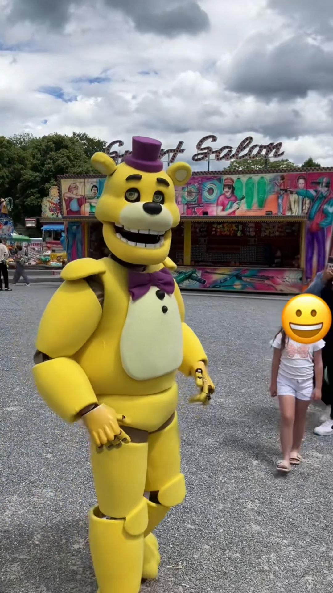 @Simon's Animatronics