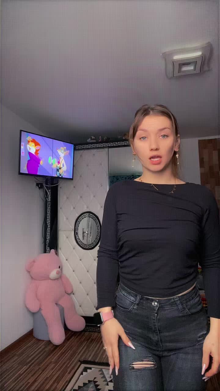 @Roxana🤍