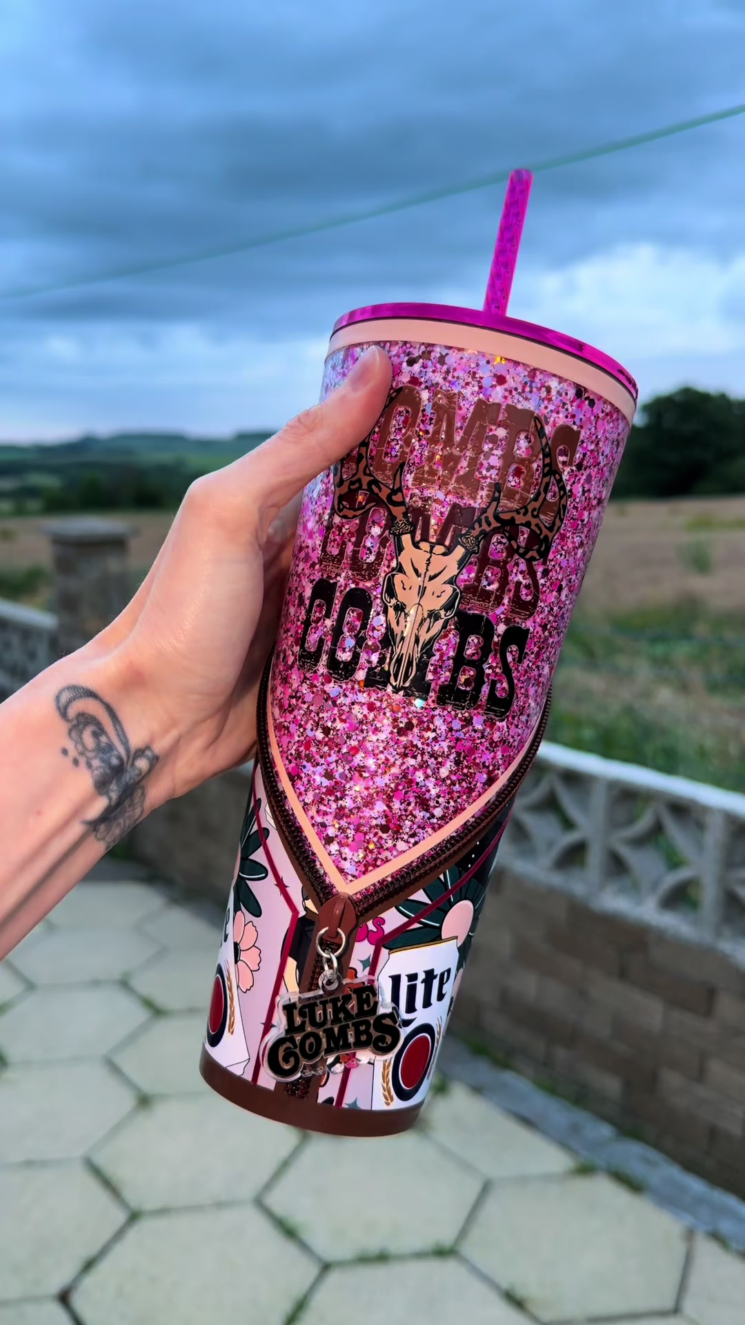 @GlitterGreigyCrafts