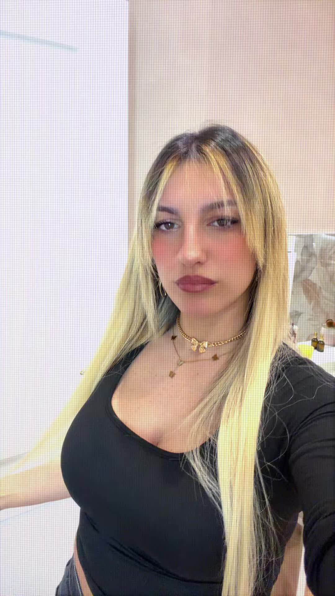 @ilaria_gallo_