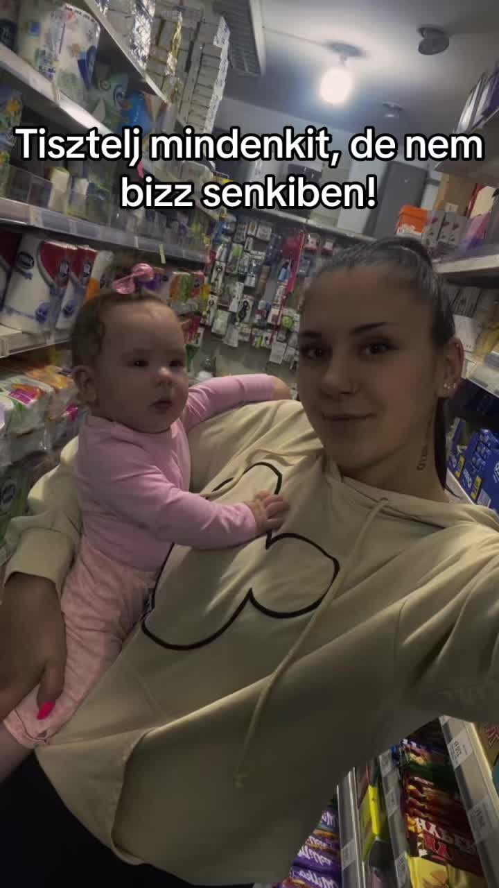 @Bogi Csurgó