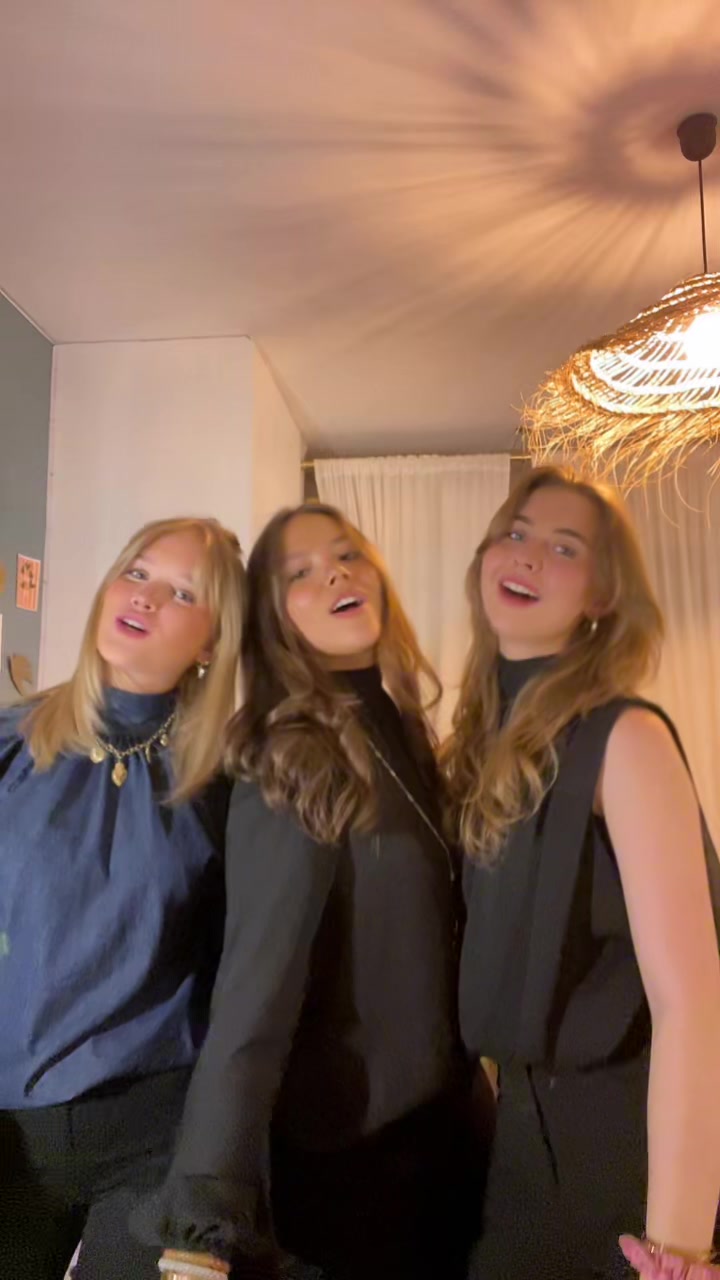 @Ang&egrave;le ☆