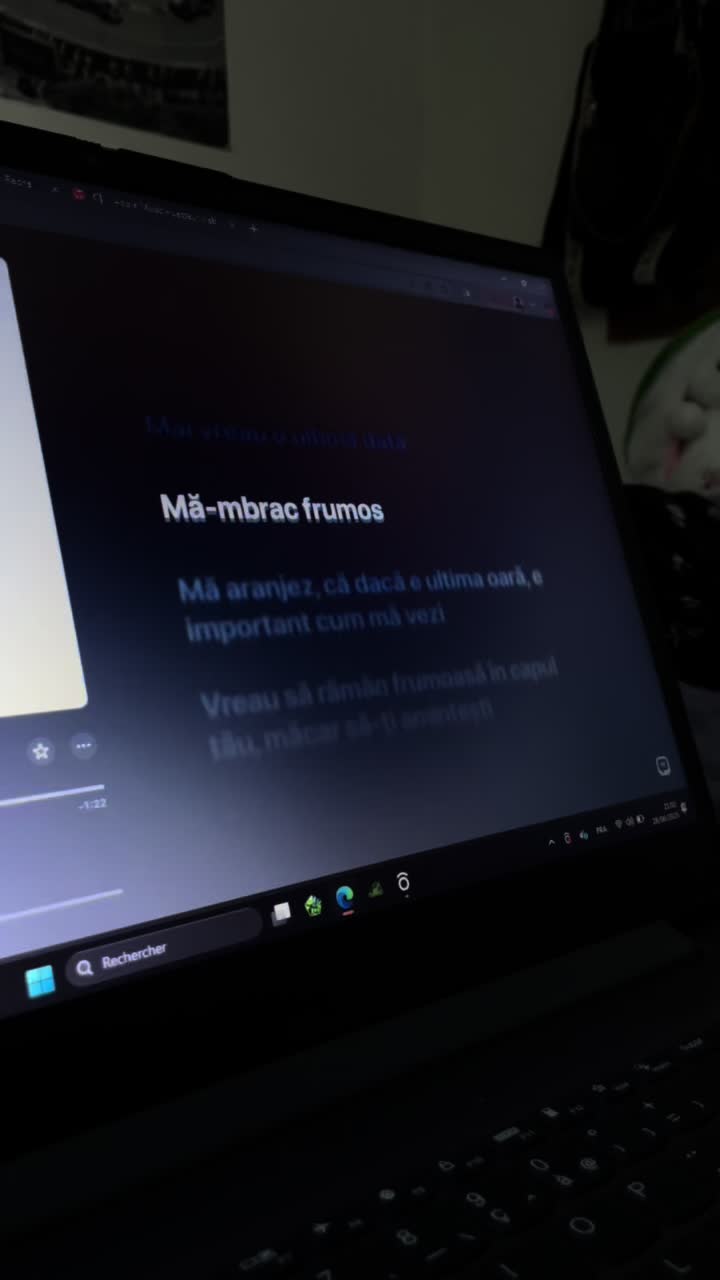@UltimeleCuvinte