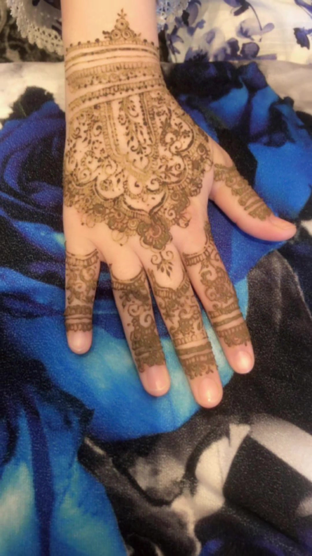 @Roshni henna🌷