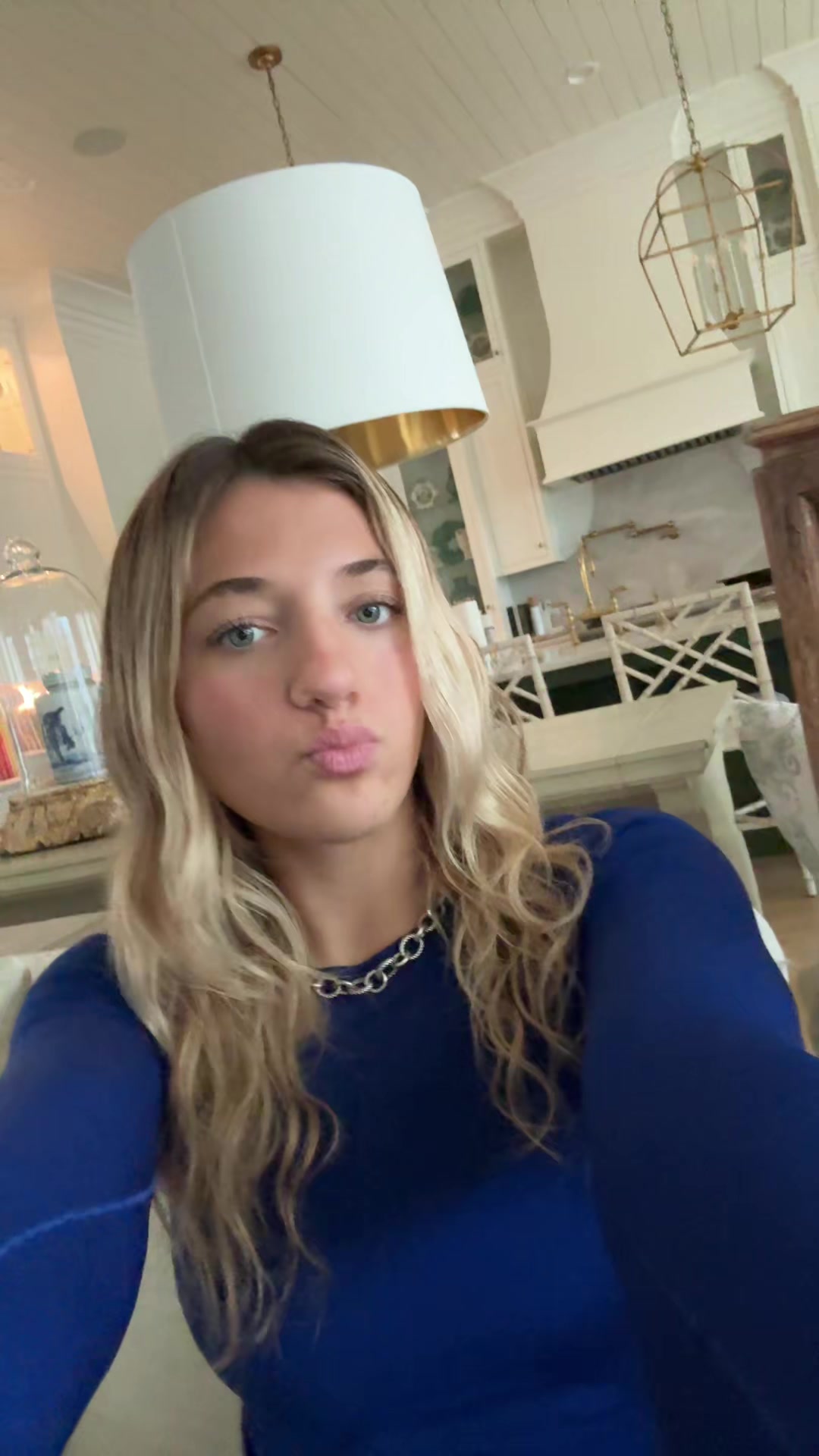 @ellaaa