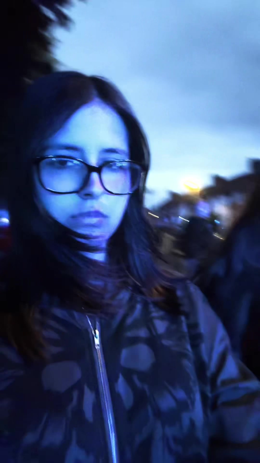 @𝘭𝘶 ≽(-⩊-マ≼