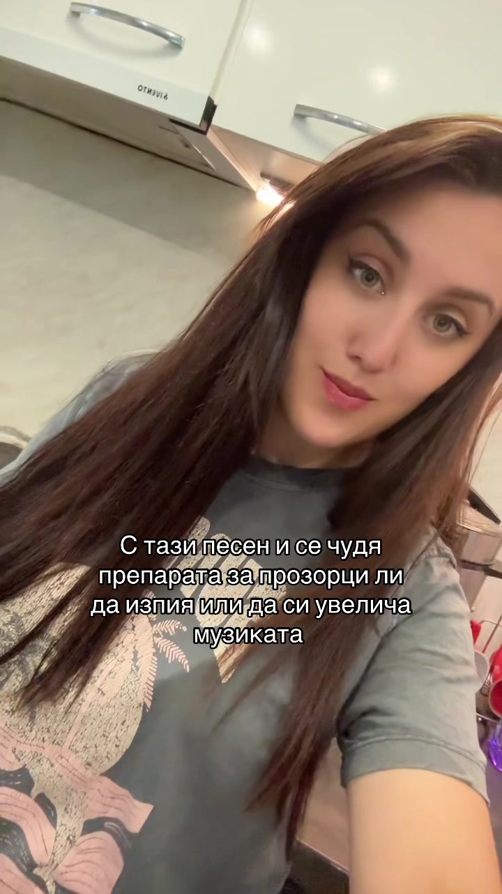 @Valya | Mommy & Lifestyle