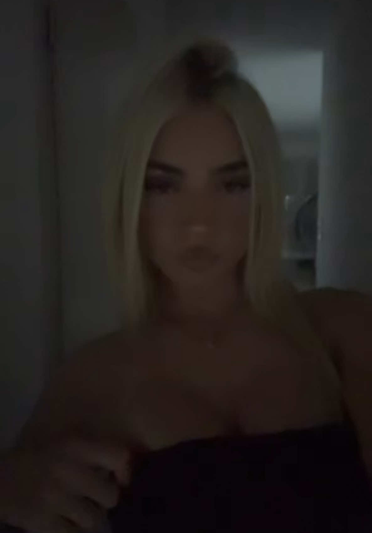 @𝐬𝐧𝐨𝐰𝐛𝐮𝐧𝐧𝐲
