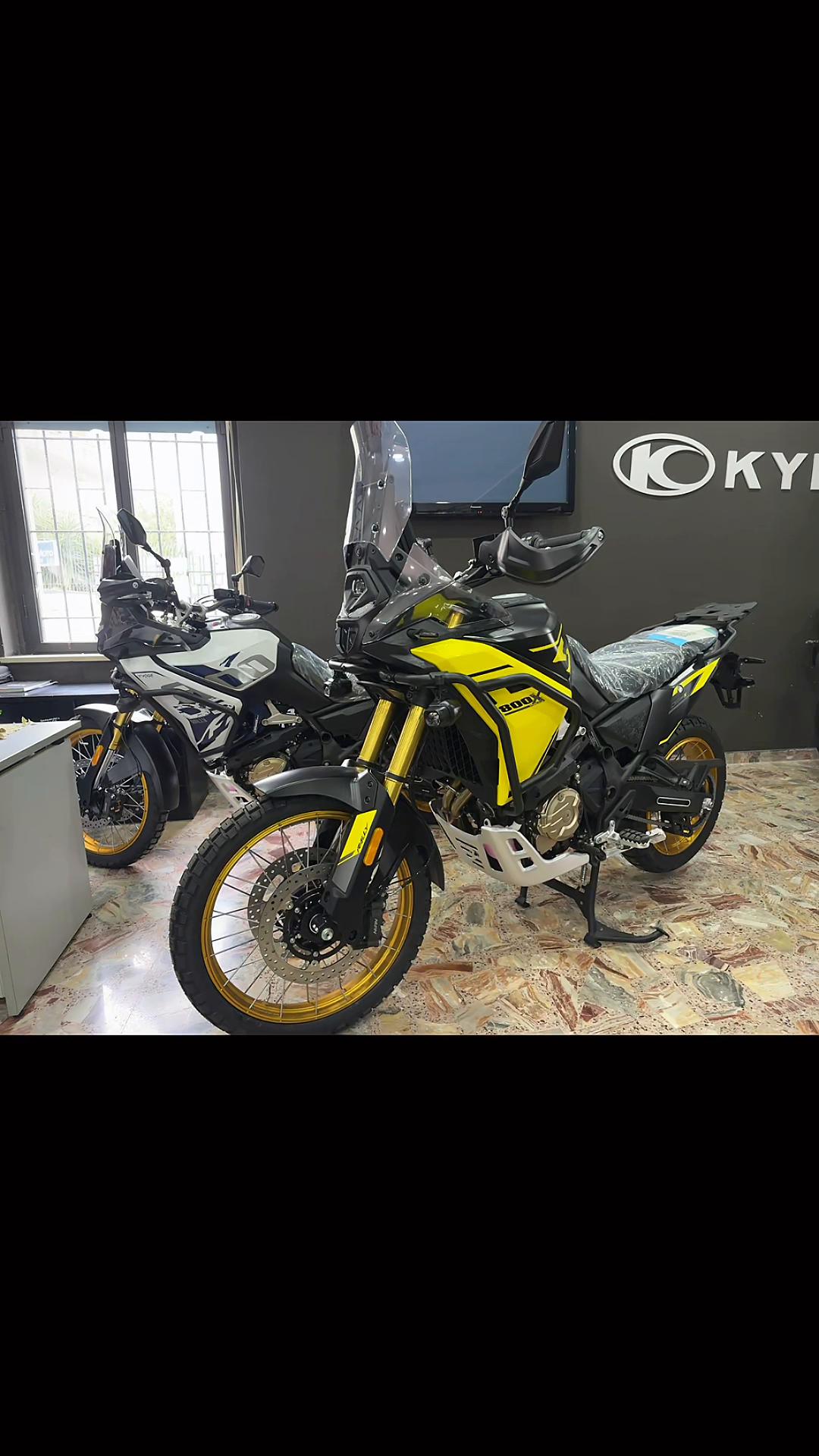 @Costagliola Moto
