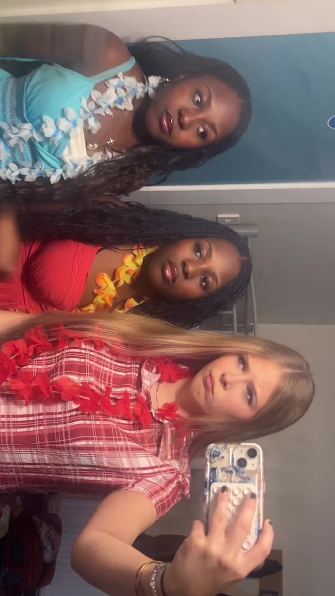 @𝑒𝓁𝑜𝒾𝓈𝑒