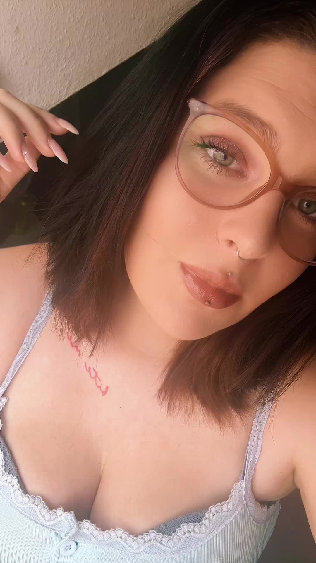 @Nini_TrifftNix
