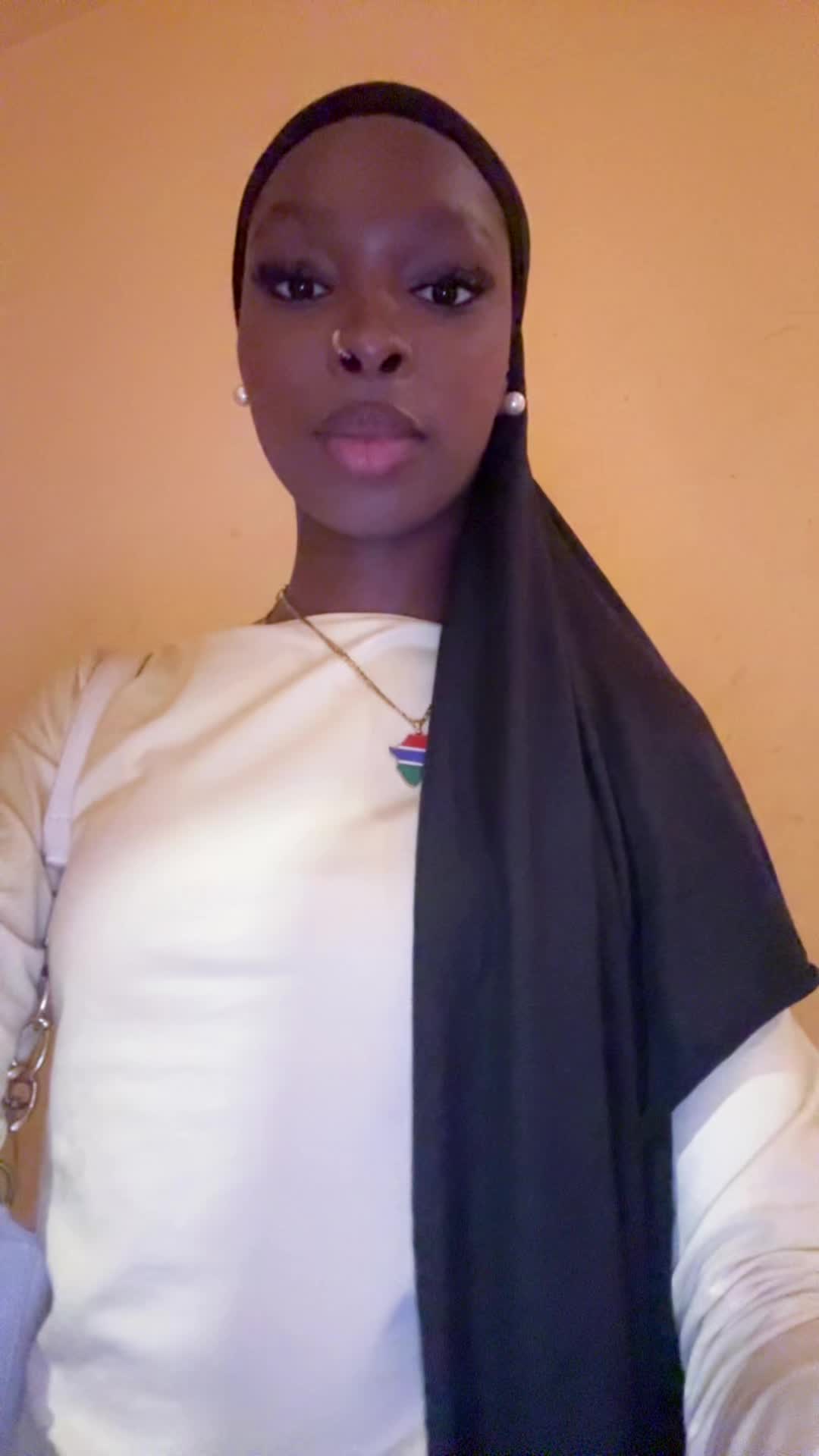 @𝐒𝐚𝐥𝐥𝐲 𝐉𝐚𝐛𝐛𝐢𝐢🌸