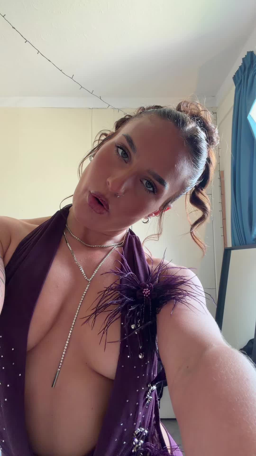 @katieloughran75